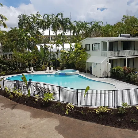Beachfront Terraces With Onsite Reception & Check In-3